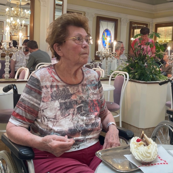 Pflege Innerfavoriten, Ausflug zum Eissalon