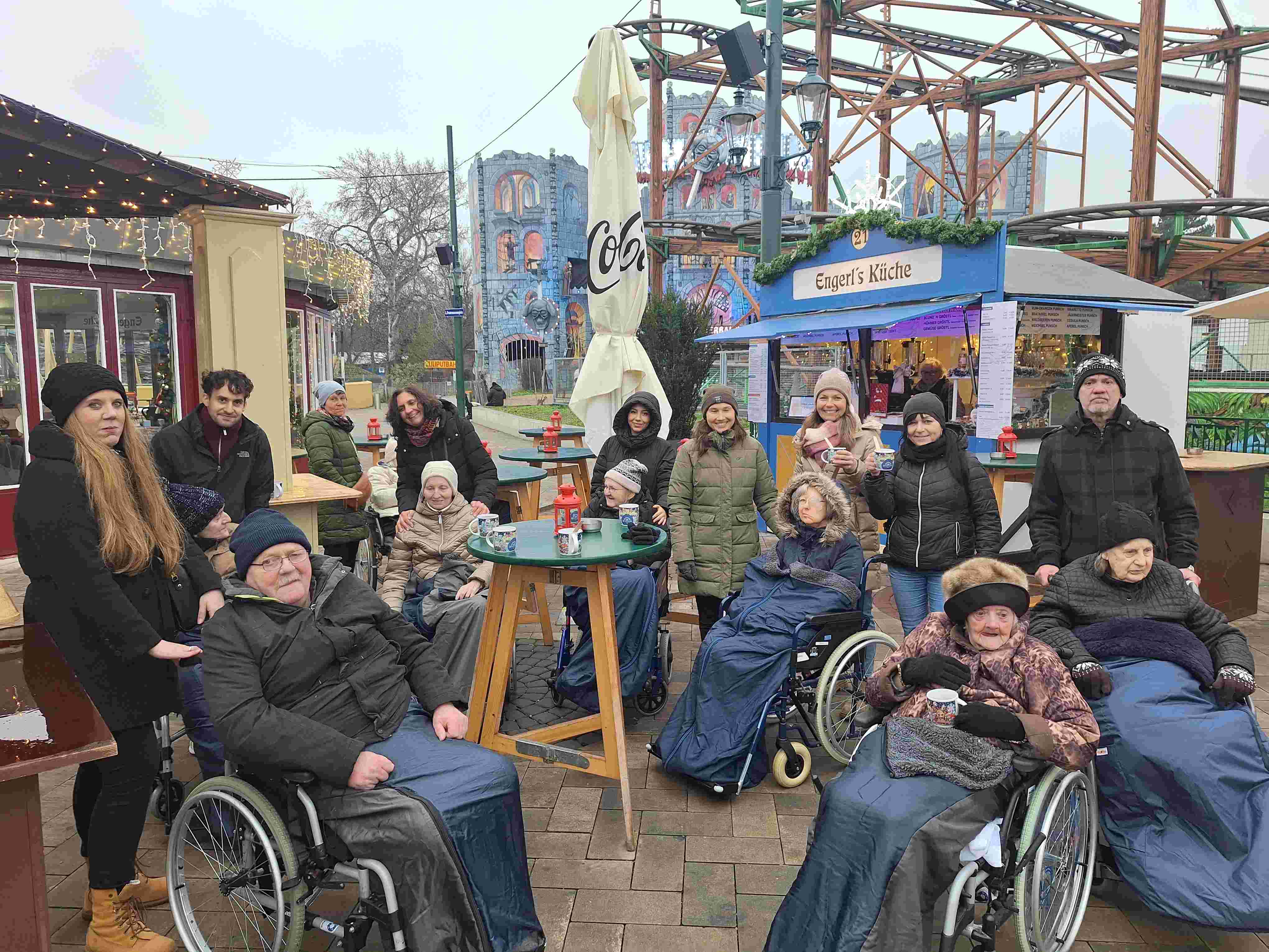 Pflege Donaustad, Adventmarkt im Prater, Gruppenfoto