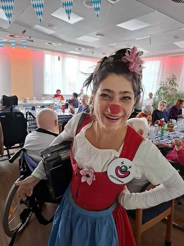 Cliniclown beim Leberkäsfest in der Pflege Floridsdorf