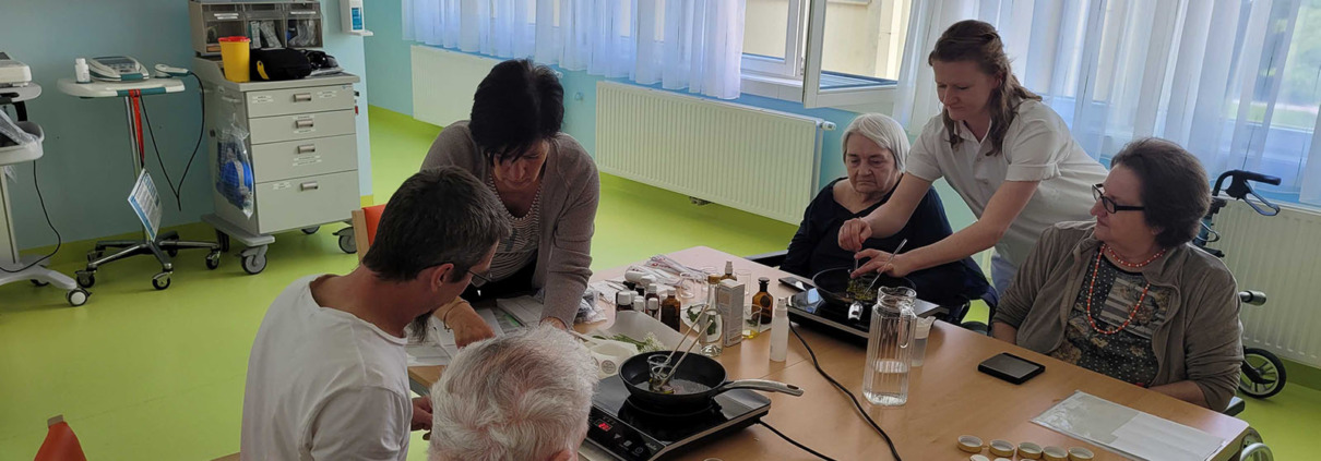 Kräuterworkshop in der Klinik Floridsdorf Gruppenfoto